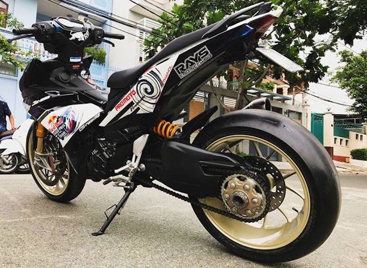 Yamaha Exciter 150 “cuc quai” voi dan chan moto Ducati-Hinh-7